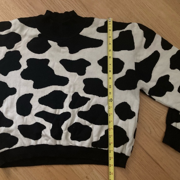 Fashion Brand Company Cow Print Knit Sweater - out of print! - Picture 9 of 13
